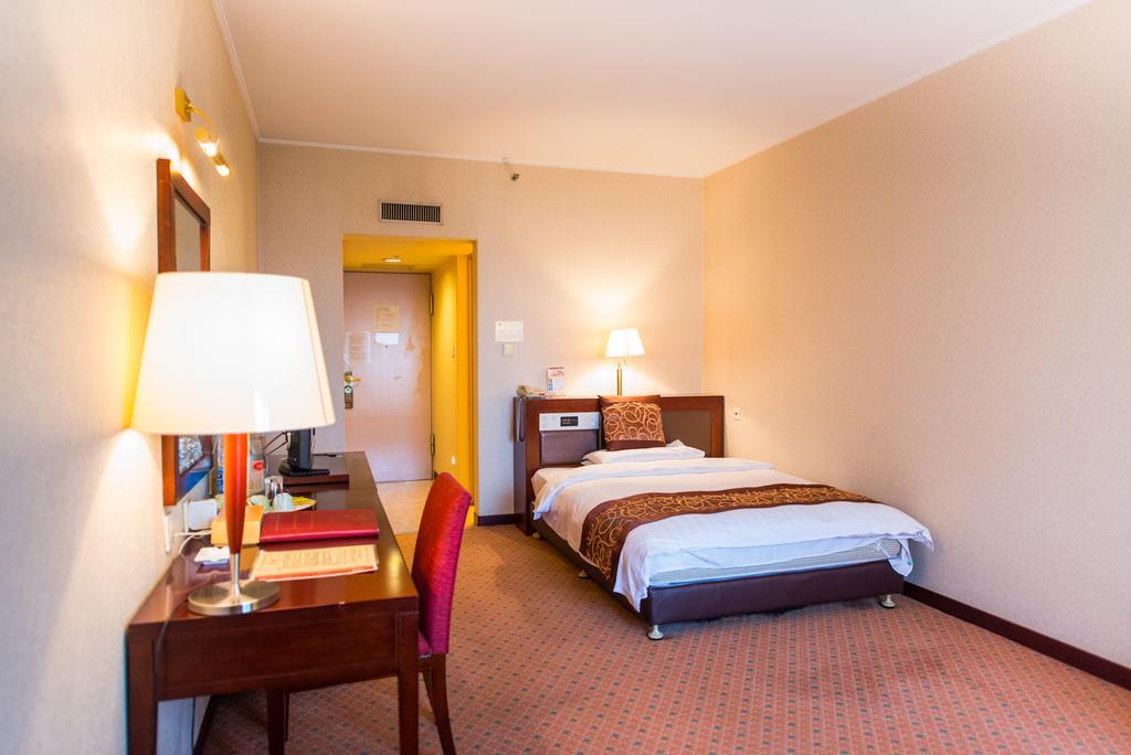 Shanghai International Airport Hotel Zewnętrze zdjęcie